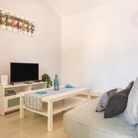 8131- Bungalow Apartment *